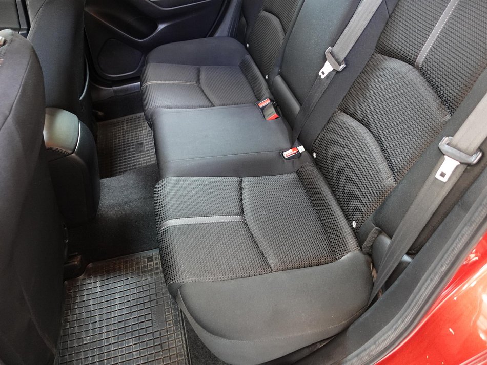 Mazda 3 2.0i Sport