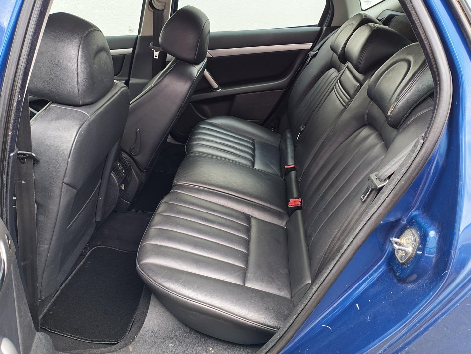 Peugeot 407 2.2i 