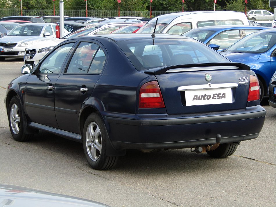 Škoda Octavia 1.6i 