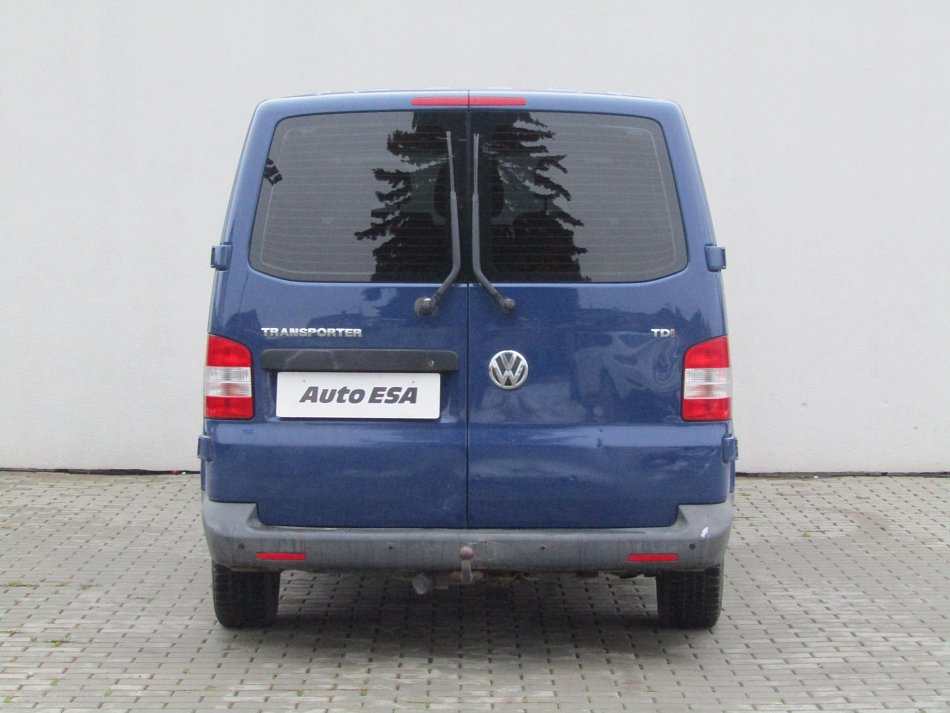 Volkswagen Transporter 2.0TDi  L2 8míst