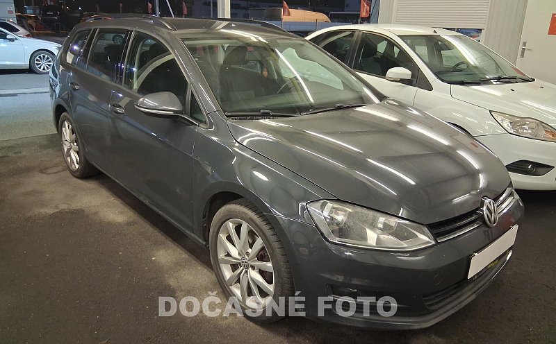 Volkswagen Golf 1.2TSI 
