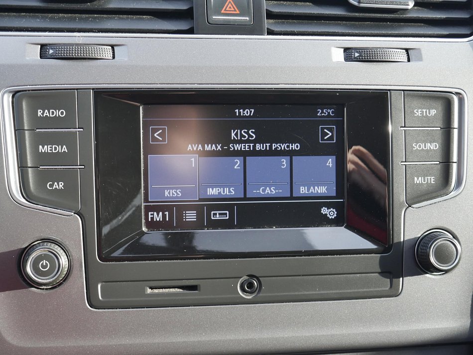 Volkswagen Golf 1.2TSI 