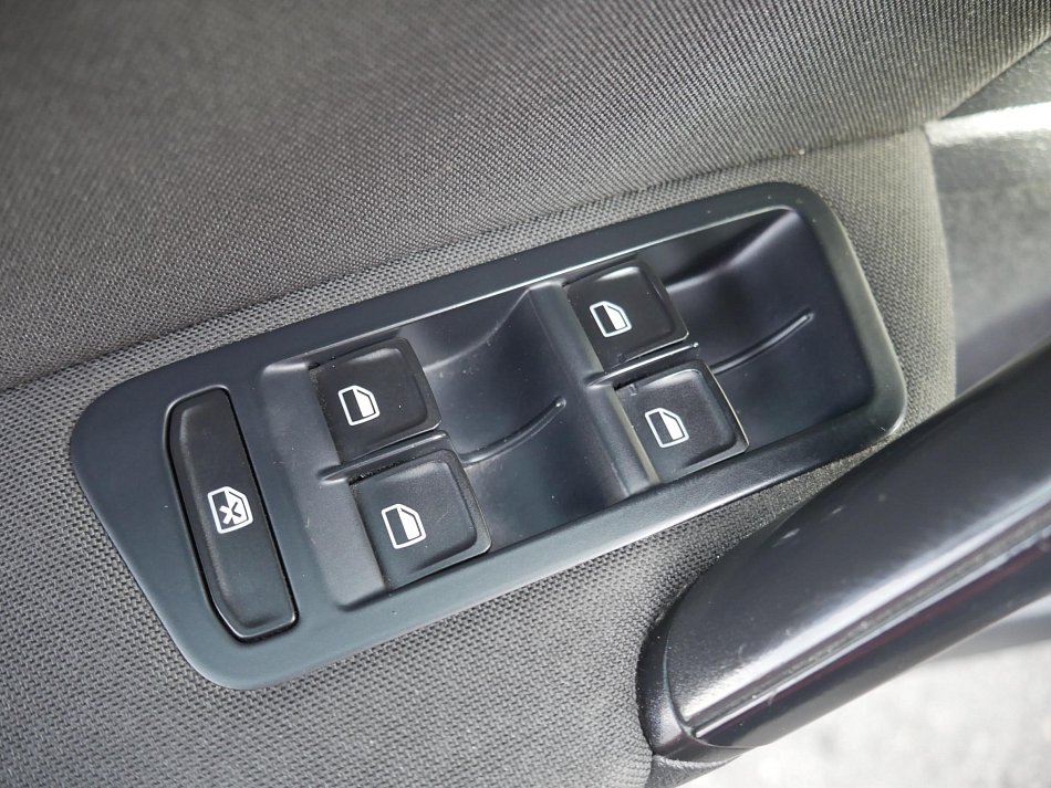 Volkswagen Golf 1.2TSI 