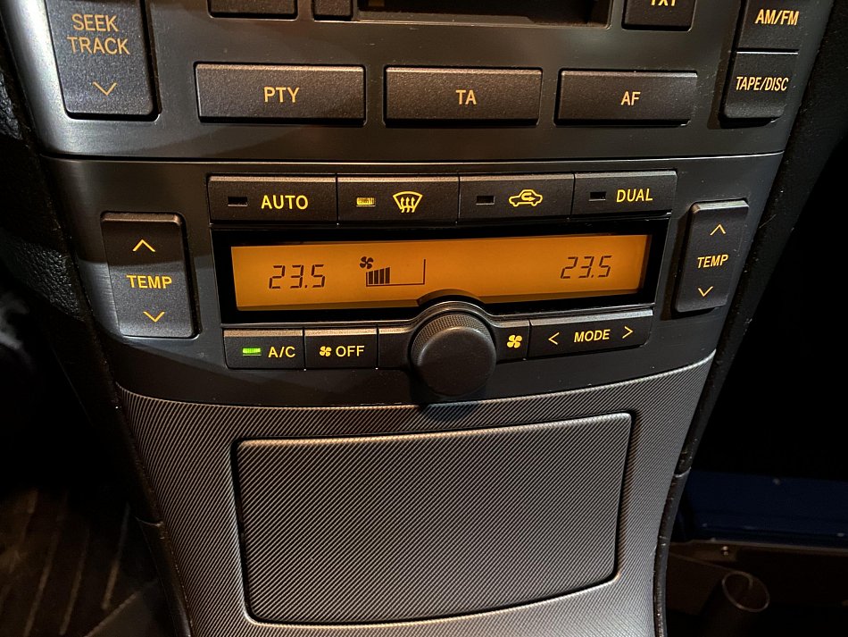 Toyota Avensis 2.0D-4D 