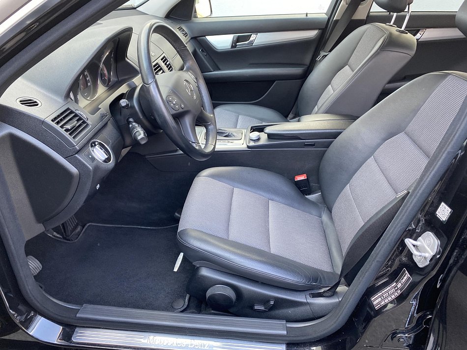 Mercedes-Benz Třída C 1.8K  C250
