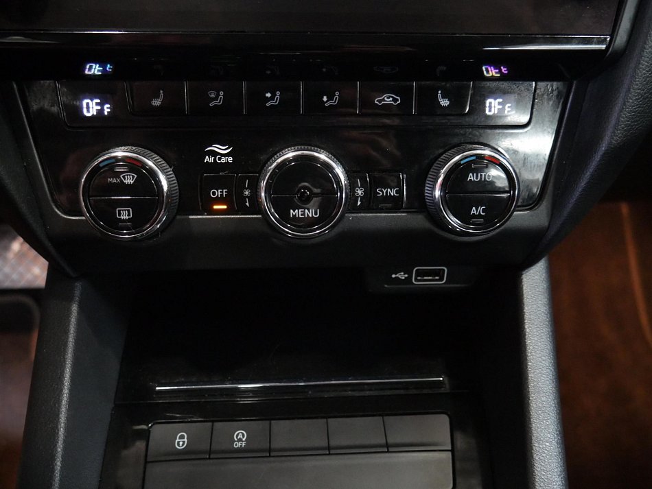 Škoda Octavia III 2.0 TSi Style
