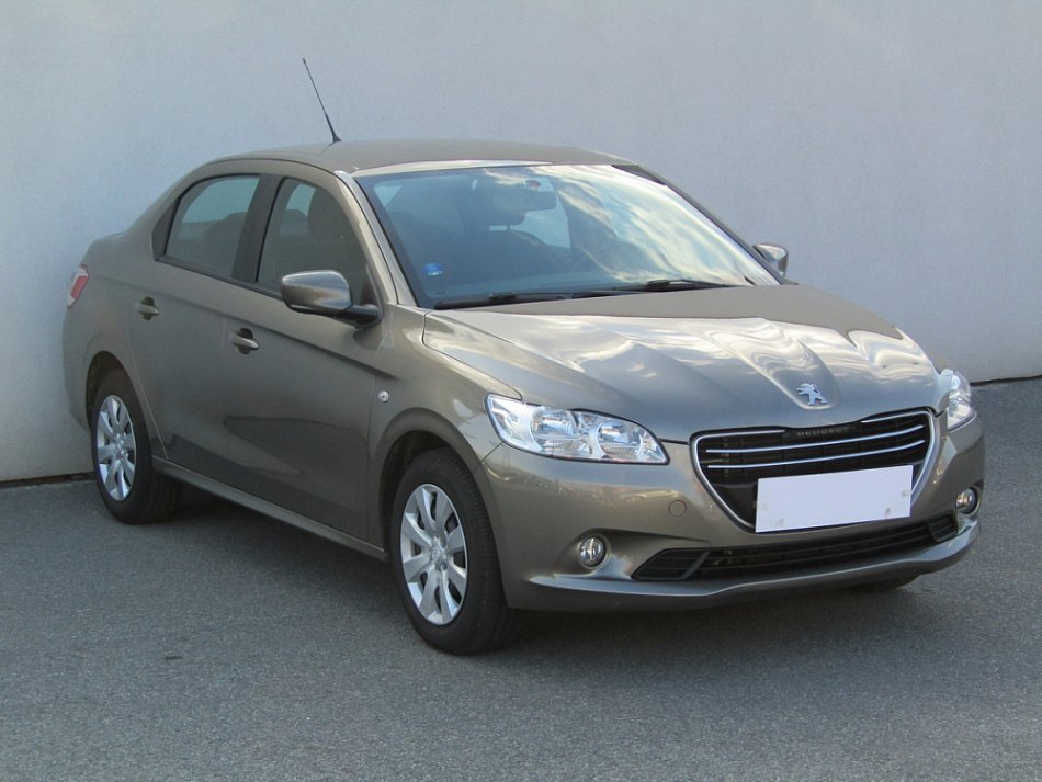 Peugeot 301 1.2 