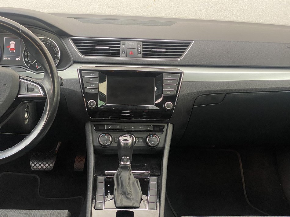 Škoda Superb III 2.0 TDi Ambition
