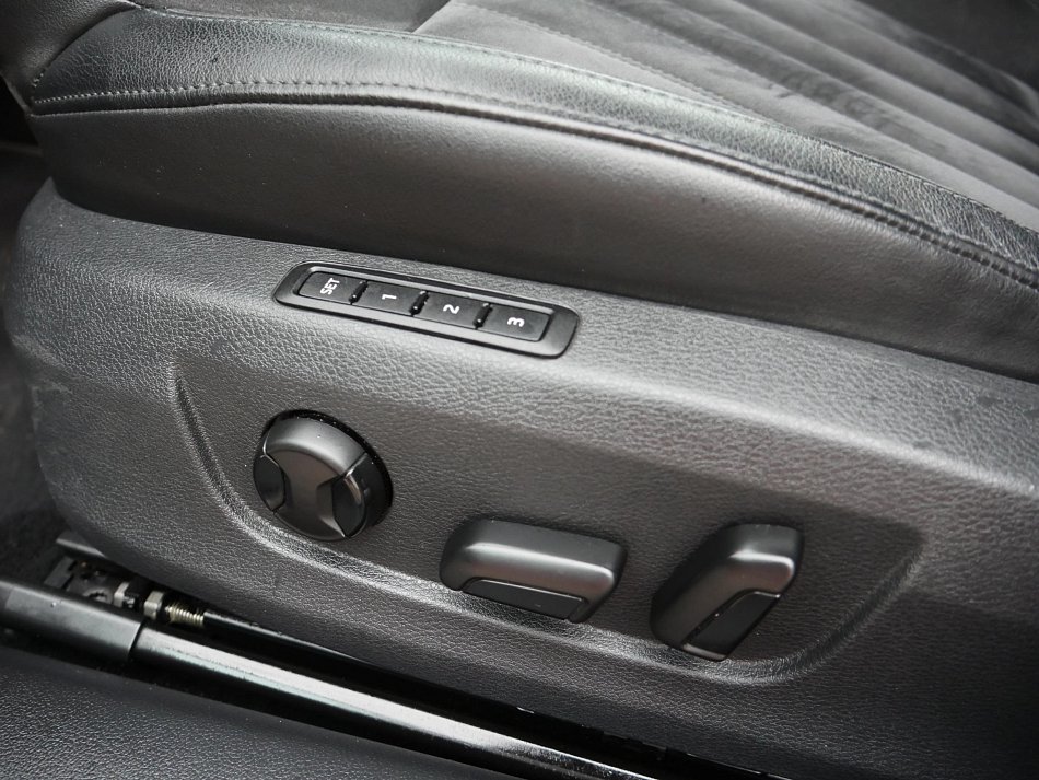 Škoda Superb III 2.0 TDi Style