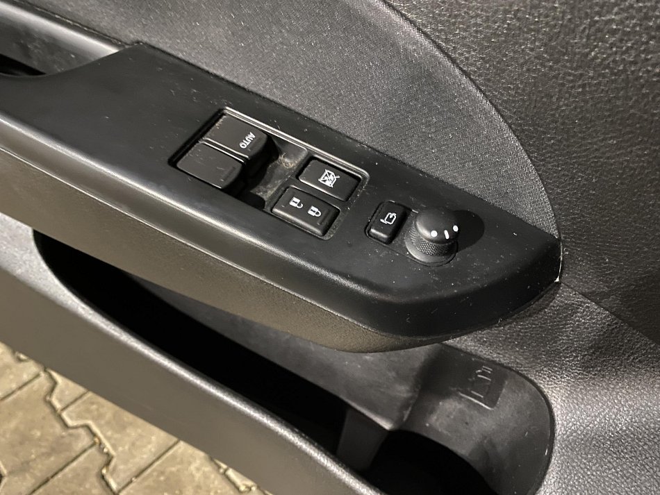 Suzuki Swift 1.6i Sport