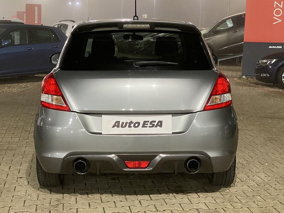 Suzuki Swift 1.6i Sport