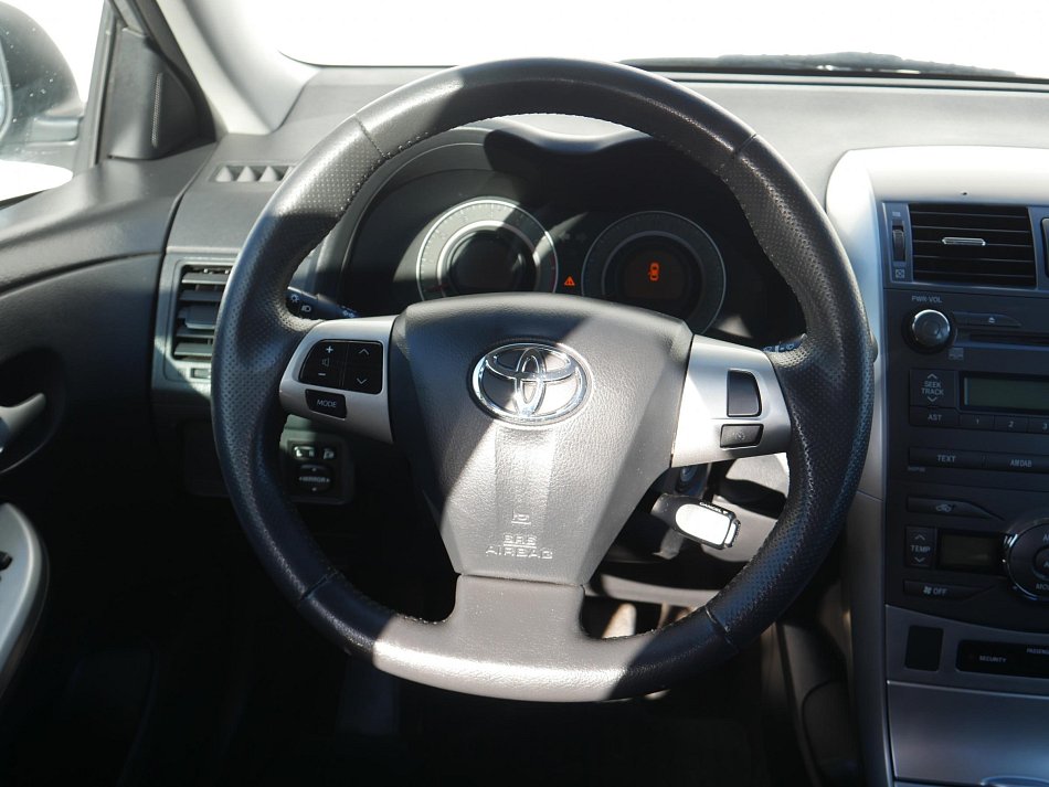 Toyota Corolla 1.6i 
