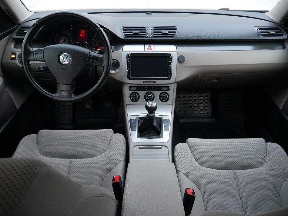 Volkswagen Passat 2.0 TDi 