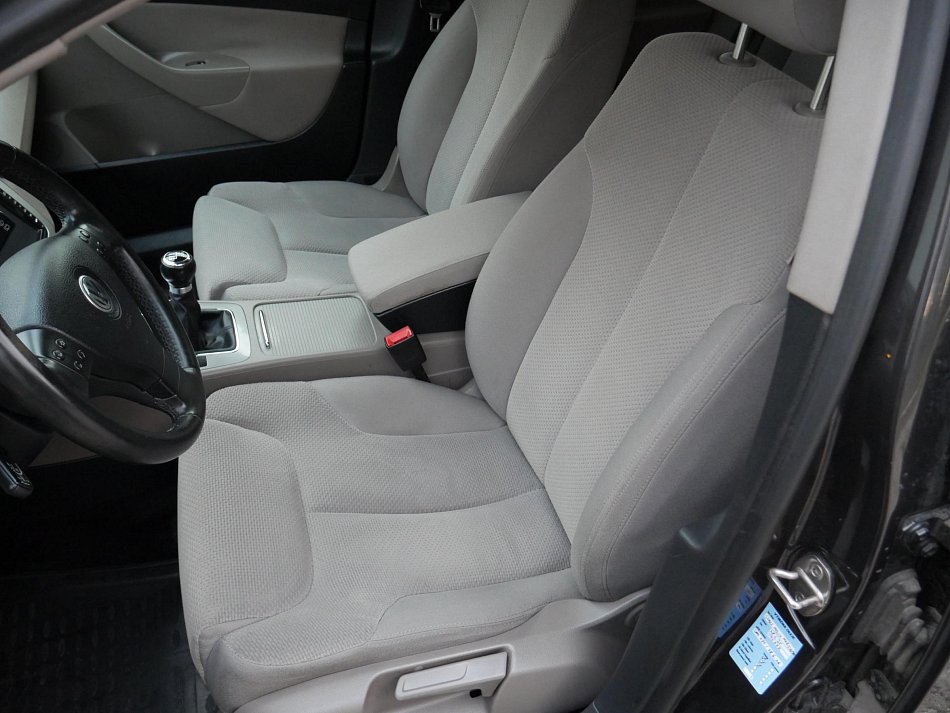 Volkswagen Passat 2.0 TDi 