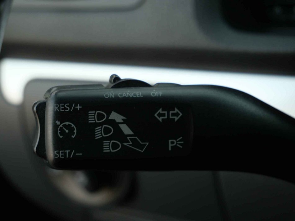 Volkswagen Golf 1.6i 