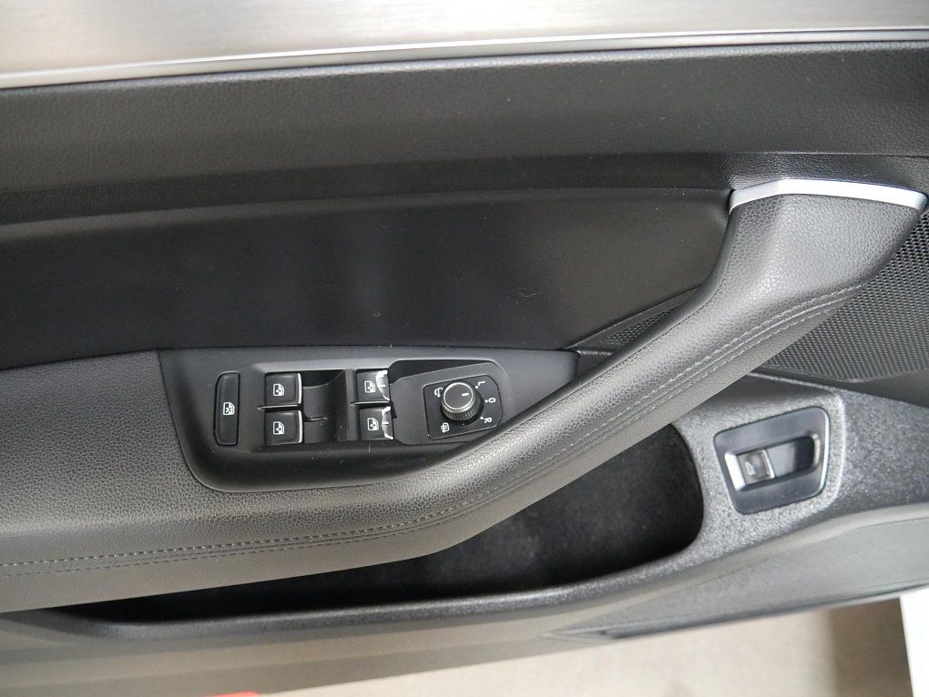 Volkswagen Passat 1.8 Comfortline