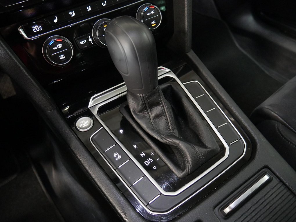 Volkswagen Passat 1.8 Comfortline