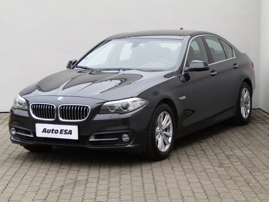 BMW Řada 5 520d 