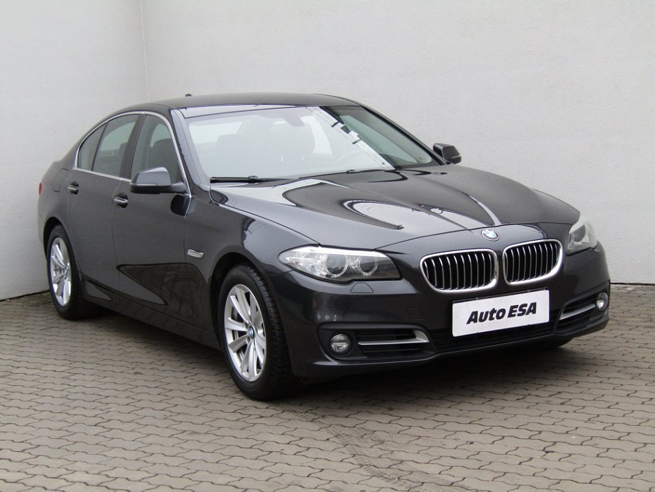BMW Řada 5 520d 