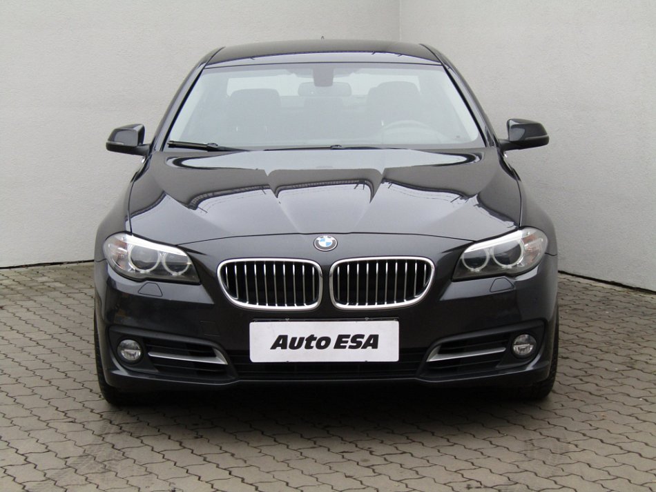 BMW Řada 5 520d 