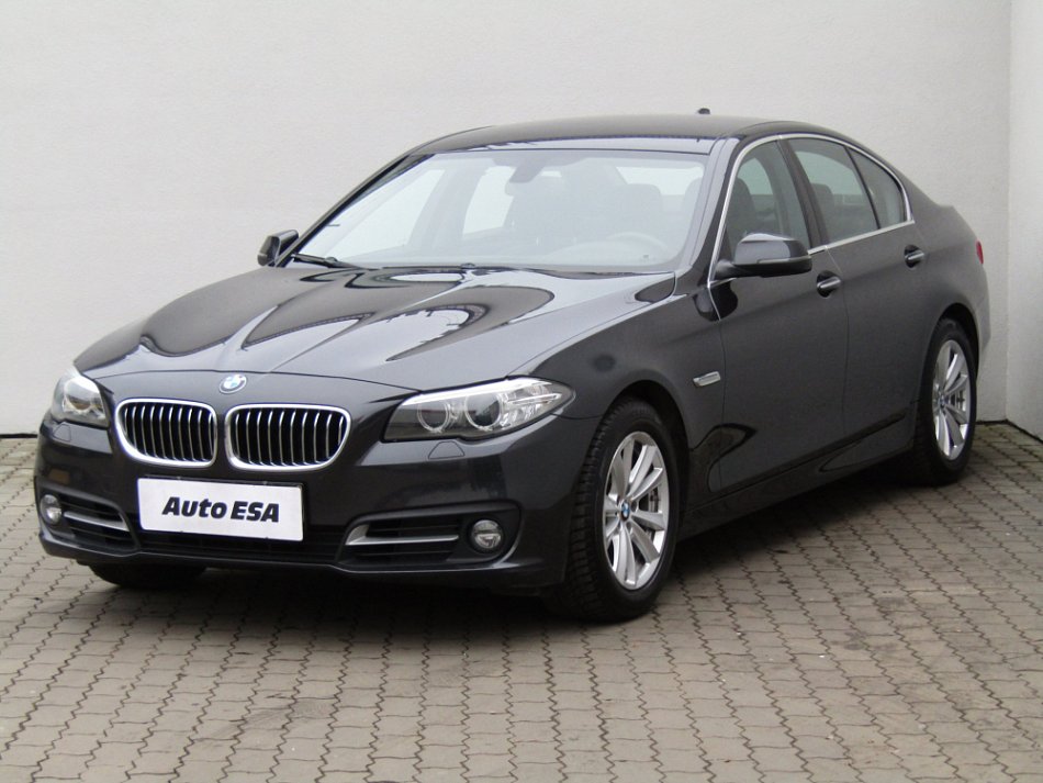 BMW Řada 5 520d 