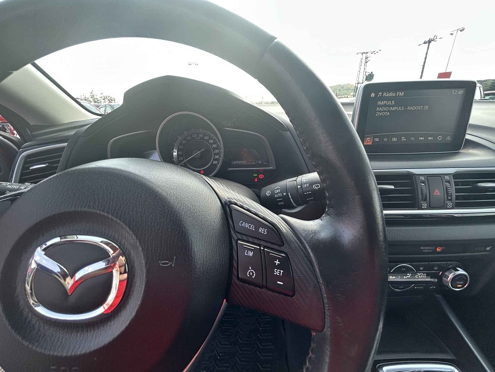 Mazda 3 2.0i 