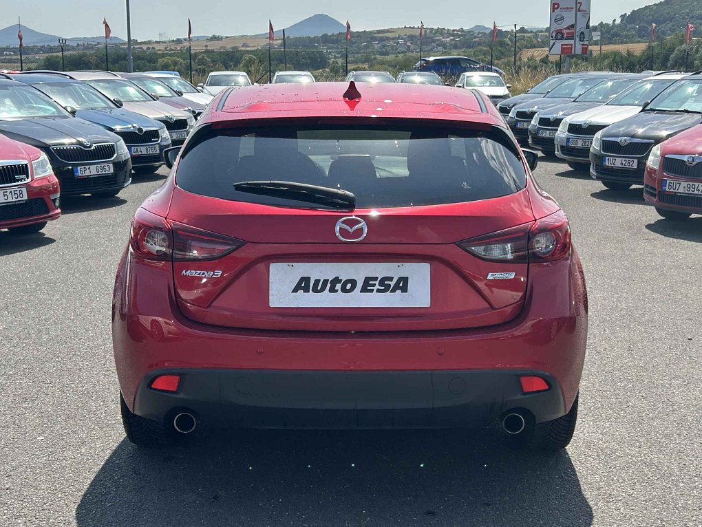 Mazda 3 2.0i 