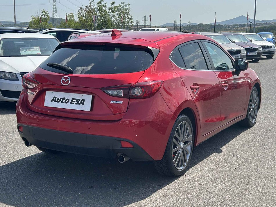 Mazda 3 2.0i 