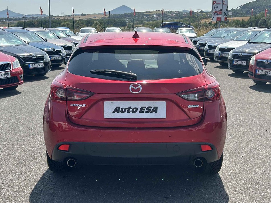Mazda 3 2.0i 