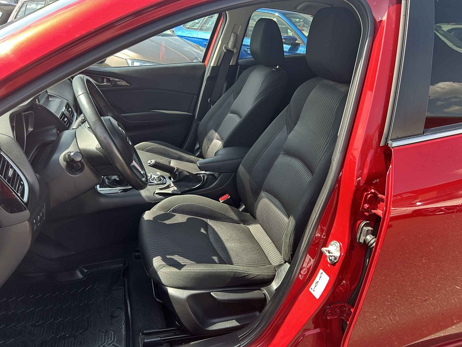 Mazda 3 2.0i 