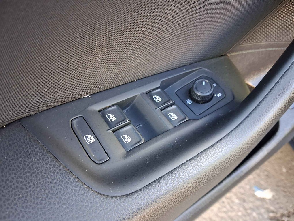 Volkswagen Passat 1.5 TSi Business
