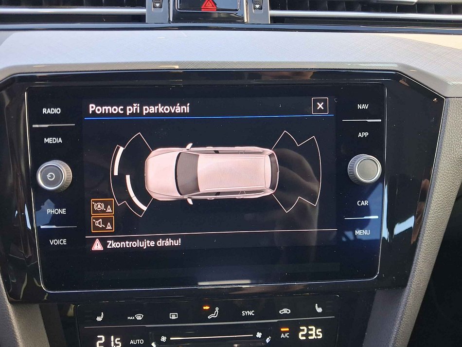 Volkswagen Passat 1.5 TSi Business
