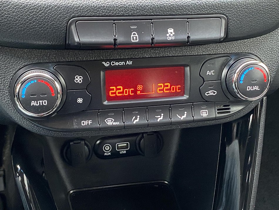 Kia Ceed 1.6 CRDi Exclusive