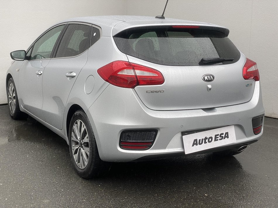 Kia Ceed 1.6 CRDi Exclusive