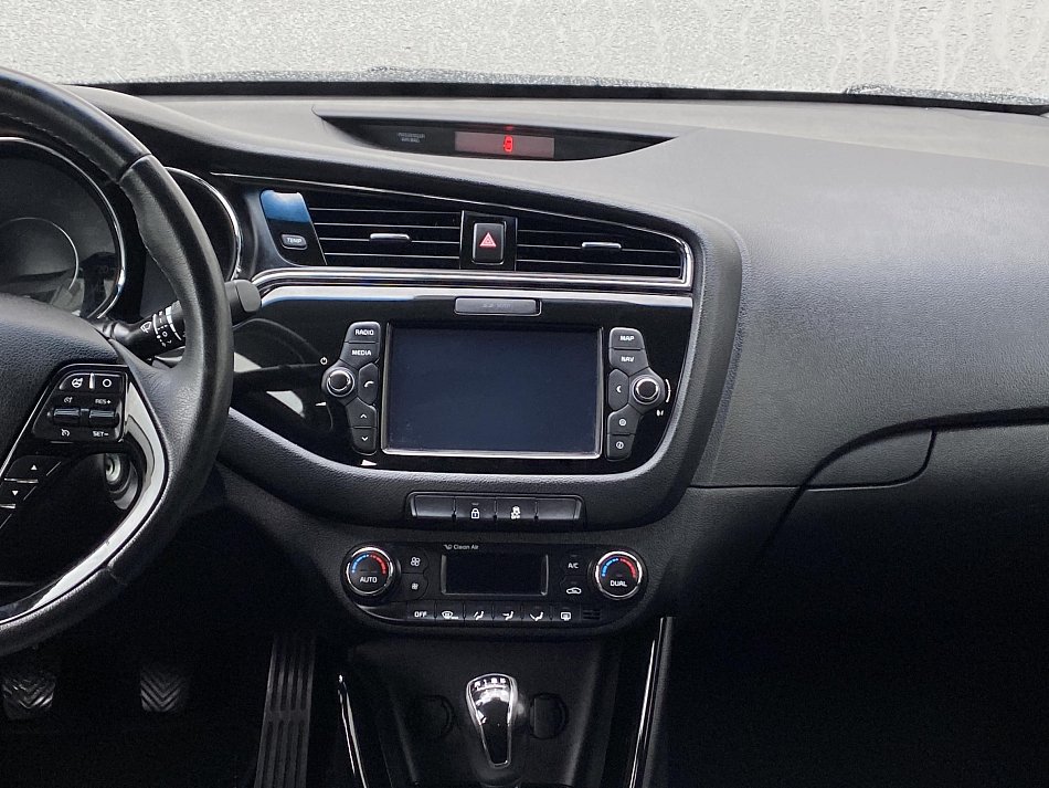 Kia Ceed 1.6 CRDi Exclusive