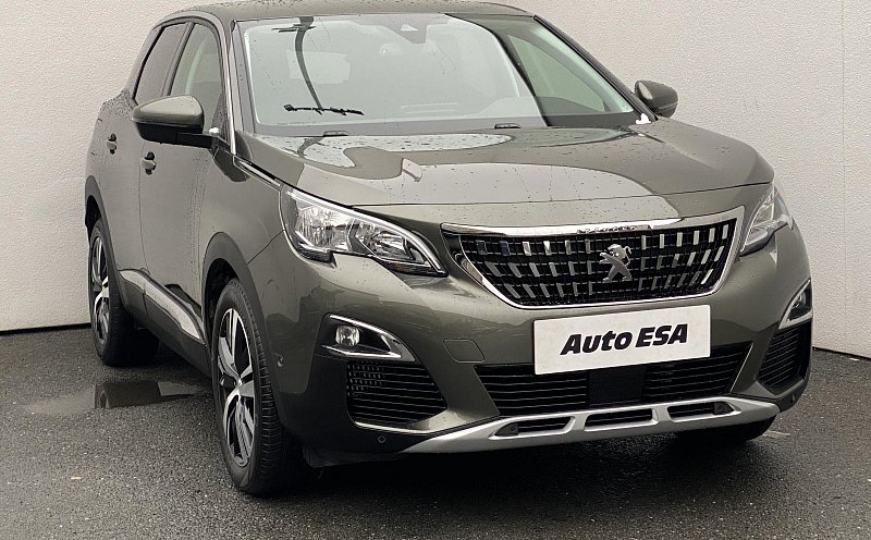 Peugeot 3008 1.2PT Allure