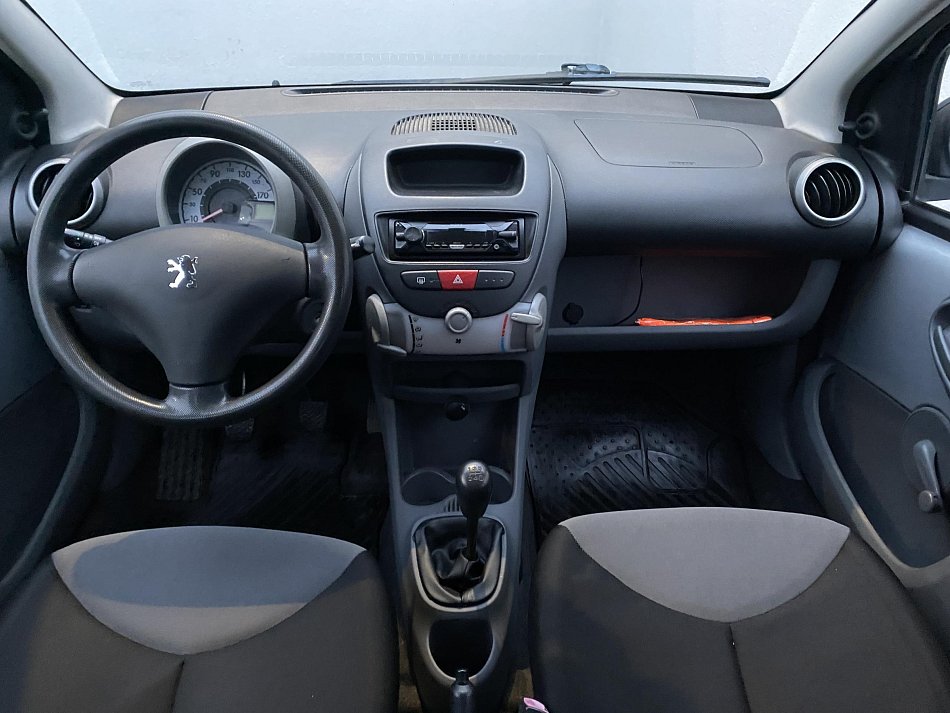 Peugeot 107 1.0i 