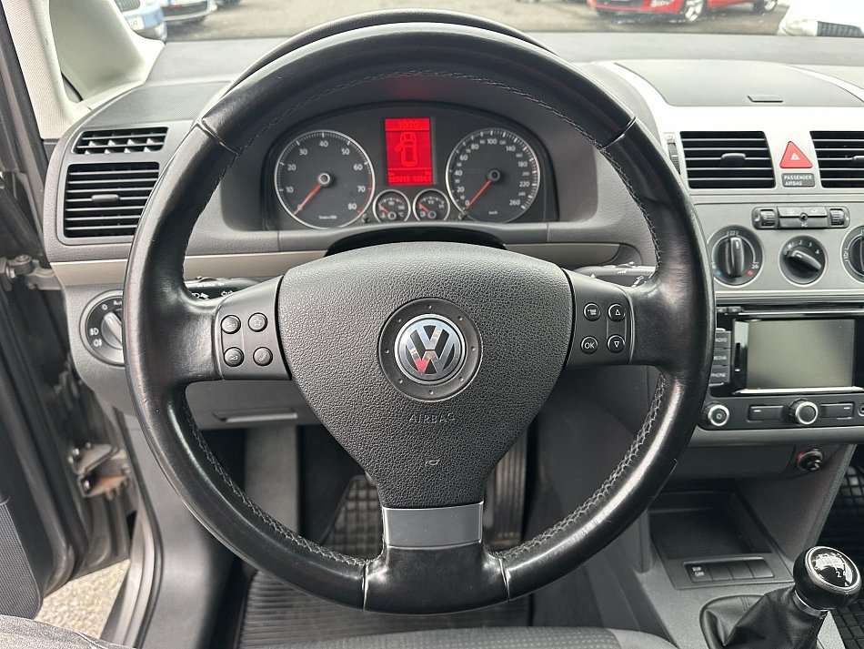 Volkswagen Touran 1.4 TSi 
