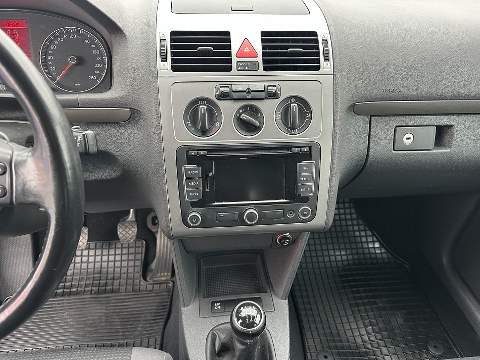 Volkswagen Touran 1.4 TSi 