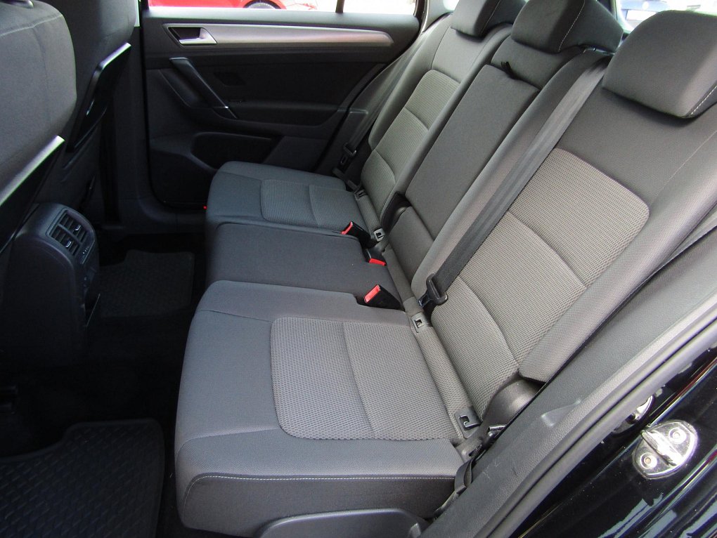 Volkswagen Sportsvan 1.6 TDi 