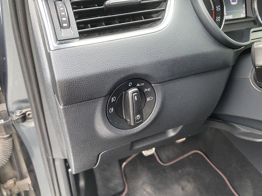 Škoda Octavia III 2.0 TDi RS Challange
