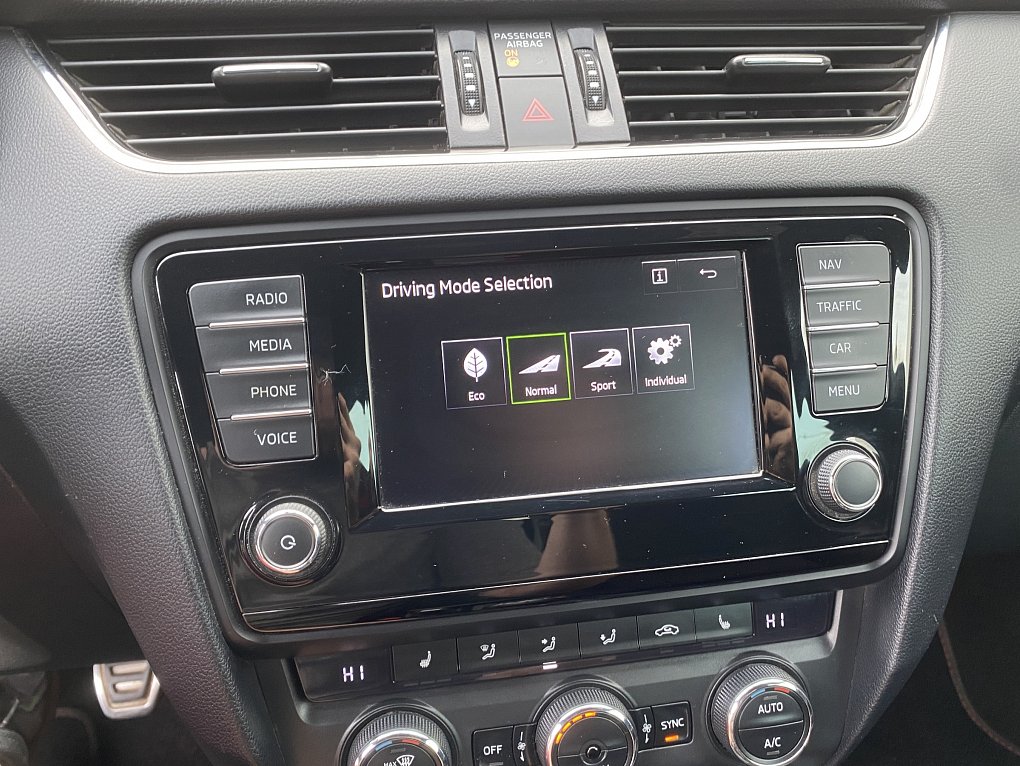 Škoda Octavia III 2.0 TDi RS Challange