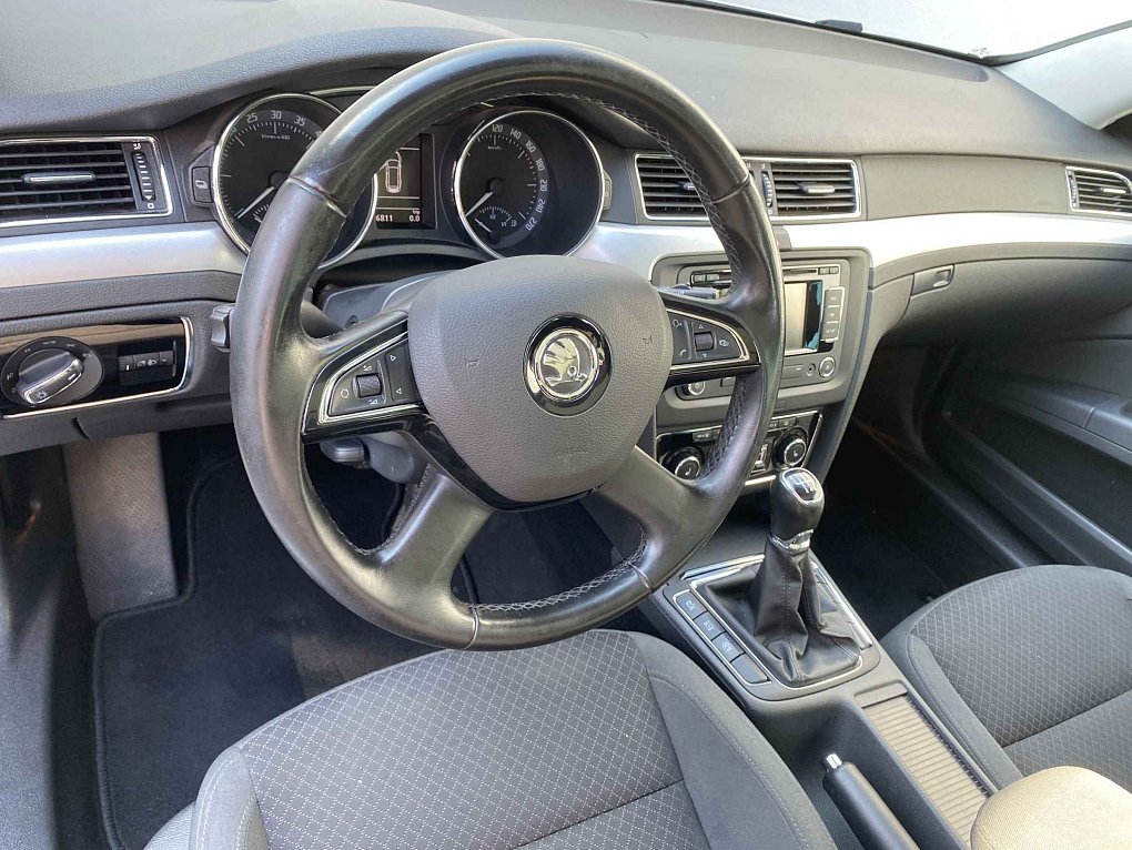 Škoda Superb II 1.6 TDi Ambition