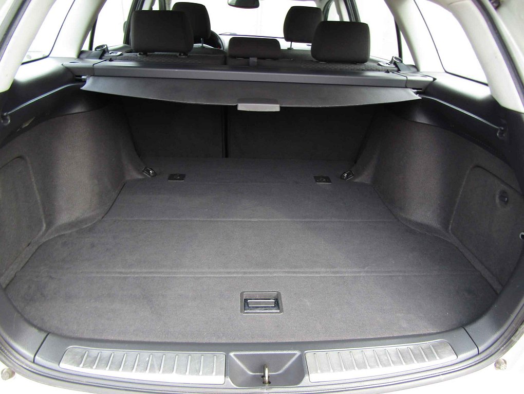 Toyota Avensis 2.0 i 