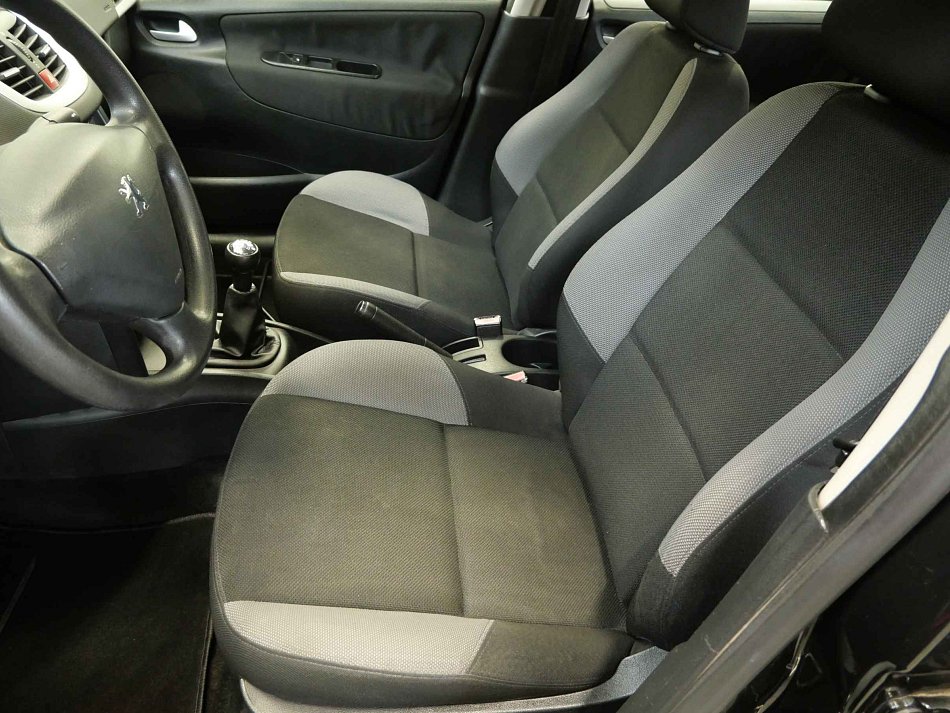 Peugeot 207 1.6HDi 