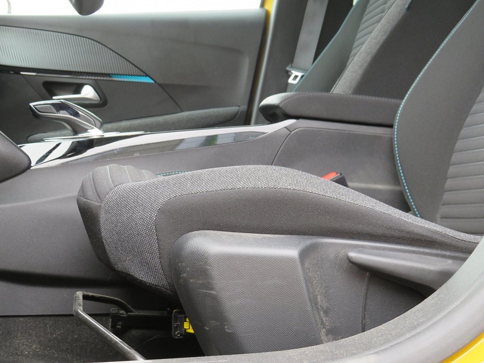 Peugeot 208 1.2 PT Style