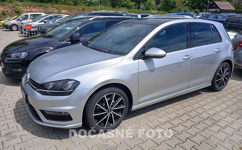 Volkswagen Golf 1.4 TSi 