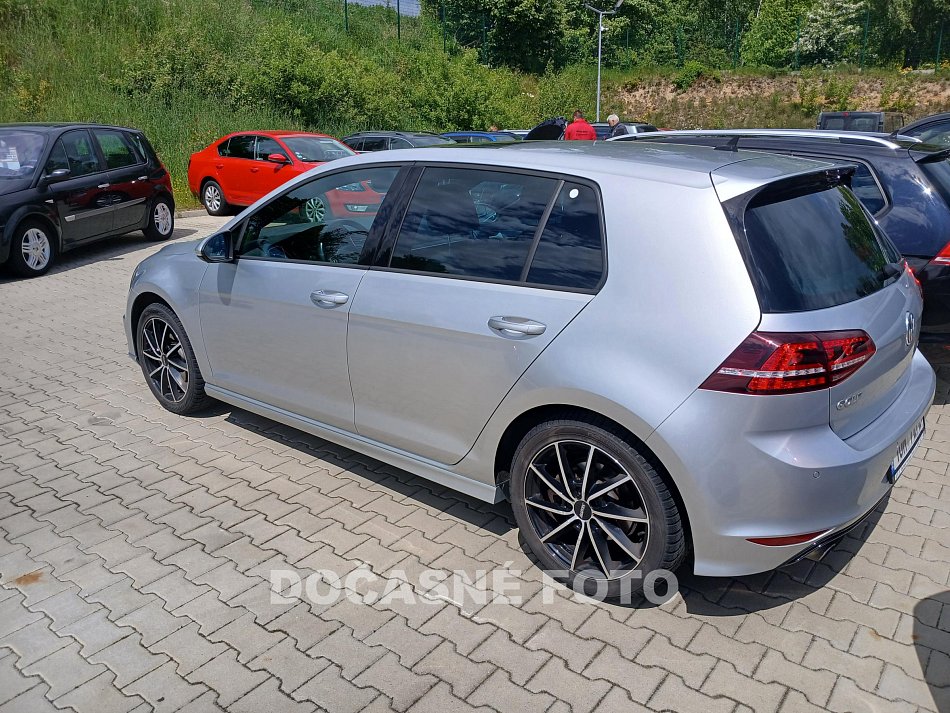 Volkswagen Golf 1.4 TSi 