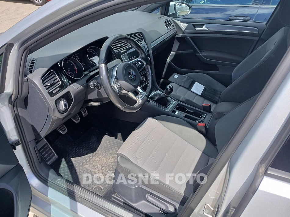 Volkswagen Golf 1.4 TSi 
