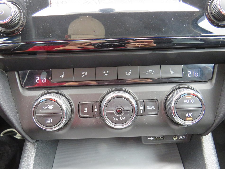 Škoda Octavia III 2.0 TDi Elegance
